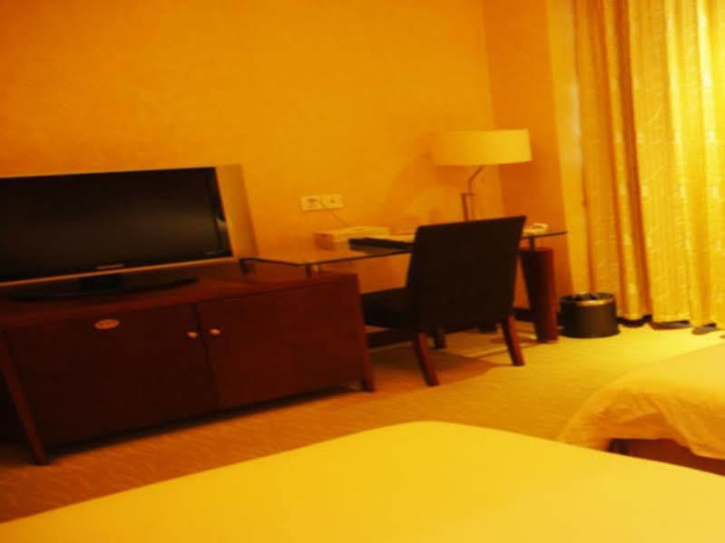 Changshu Kaiyue International Hotel Luaran gambar